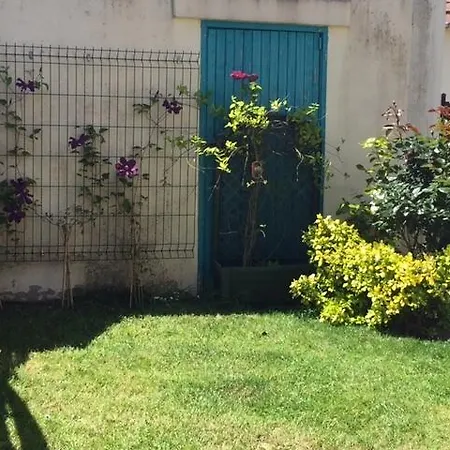 吉特诺拉克度假屋 度假居 *